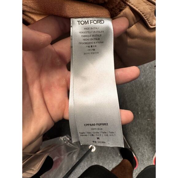 Tom Ford Pink Faux Fur Oversized Puffer Coat Sz. M - Picture 7 of 7